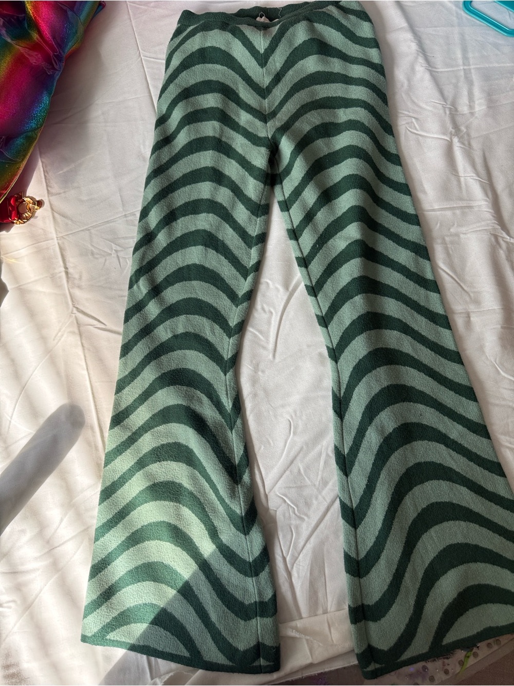 La Hearts Green Wave-Stripe Flare Sweatpants